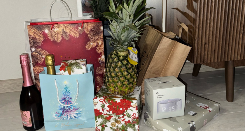 Не дарите чайники и полотенца родителям на Новый год: лучшие идеи подарков близким, от которых они зарыдают от счастья