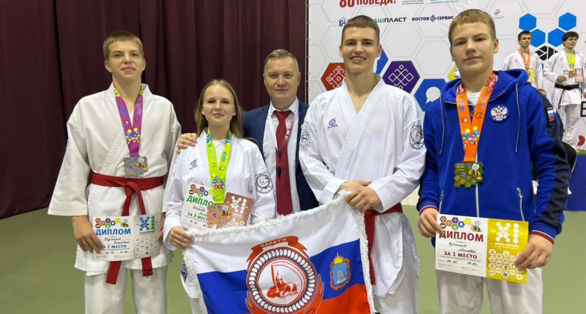 Тамбовские каратисты завоевали золото на международных и всероссийских турнирах