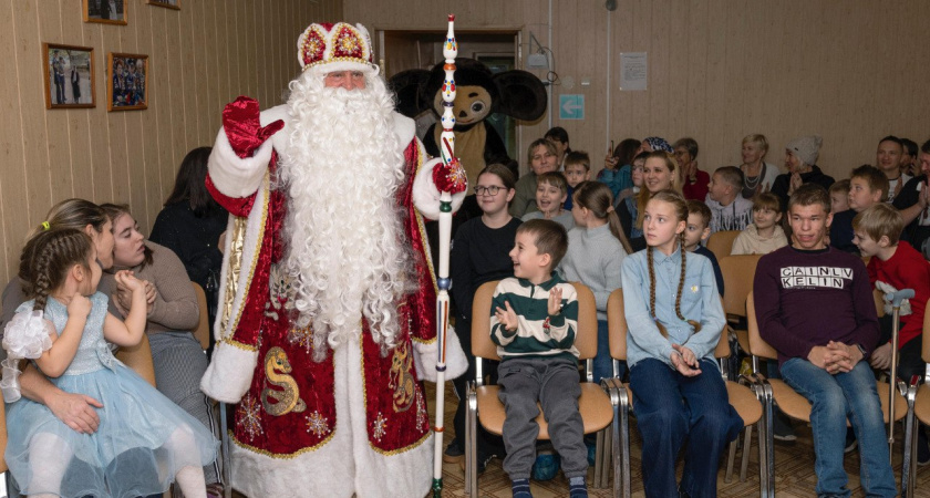 В Тамбове дети с особенностями развития отметили день рождения Деда Мороза