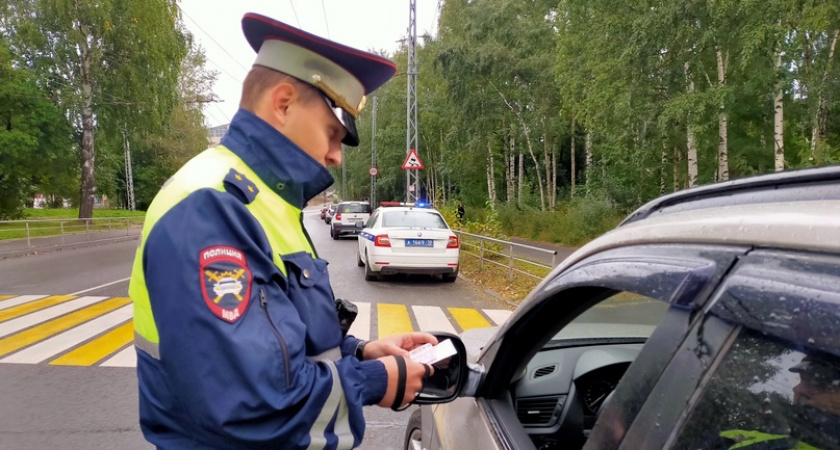 "Пил вчера 100%": бывший инспектор рассказал, как в ГАИ на раз-два вычисляют водителей с похмелья