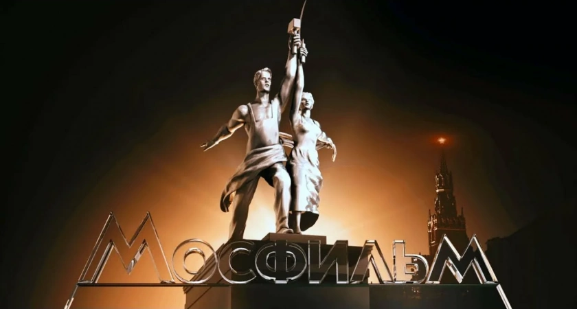 В США выбрали лучший новогодний зарубежный фильм: вы удивитесь - это кино сняли в СССР