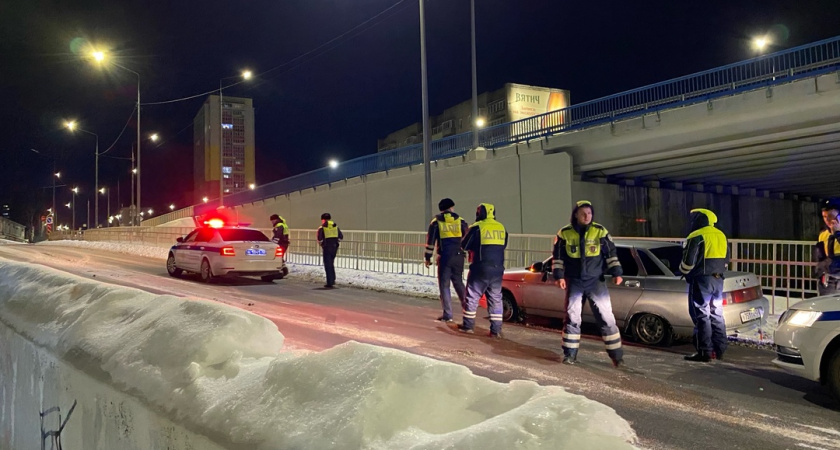 Что делать, если инспектор ГАИ хочет выписать вам штраф за светодиоды в фарах - совет автоэксперта