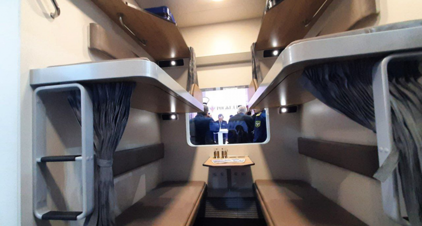 РЖД опять всё переиграли: показали очередной "плацкарт будущего" – без капсул. В каких вагонах будут путешествовать россияне в 2027 