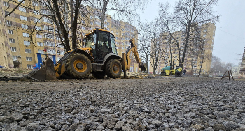 В Тамбове завершают восстановление благоустройства после ремонта теплосетей на Интернациональной