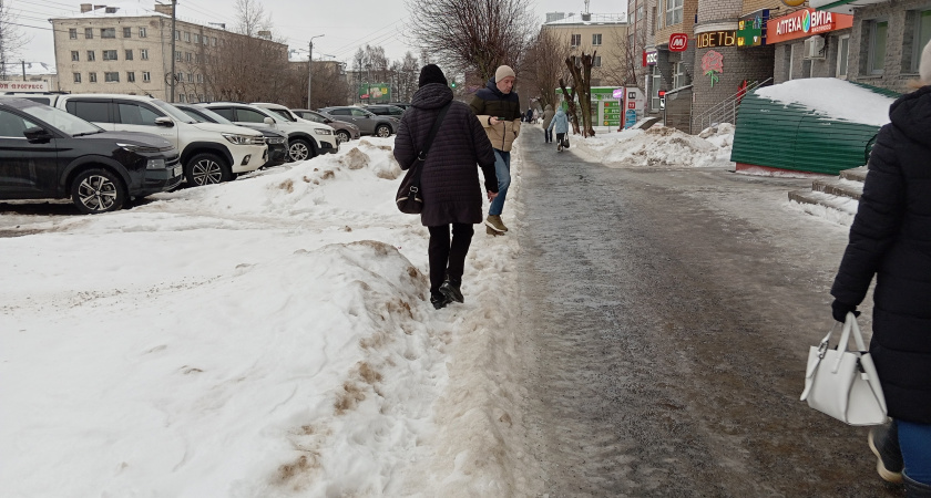 2 "пшика" на подошву - и можно смело бежать по льду, как по асфальту: классный метод