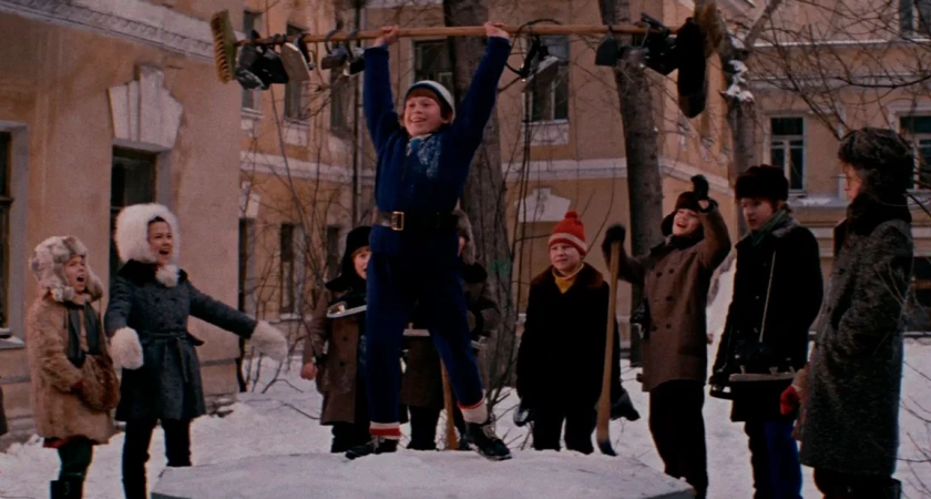 Почему дети в СССР зимой гуляли на улице часами и не мерзли: 3 секрета советских бабушек