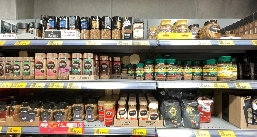 Лучший растворимый кофе по версии Росконтроля: смело берите хоть по 3 банки - чистый состав