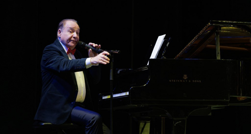 Авторский вечер Максима Дунаевского стал финальной нотой фестиваля «Прима Домра» в Тамбове