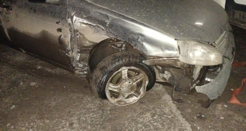 Под Тамбовом столкнулись два автомобиля: трое оказались в больнице