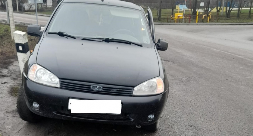 В Староюрьевском округе столкнулись два автомобиля: один водитель в больнице