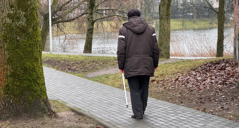 Почему одни взрослые дети уважают пожилых родителей — а другие нет: воспитание тут вовсе не при чем