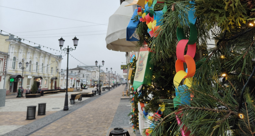 Тамбов постепенно преображается к Новому году: город наполняется праздничной атмосферой