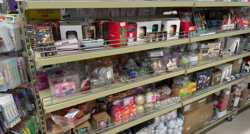 Не шары и не шишки! 9 нестандартных ёлочных украшений из Familia — мой обзор с фото и ценами