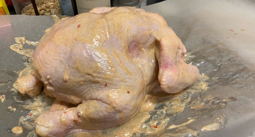 Матовой стороной наружу или внутрь: как правильно заворачивать продукты в фольгу