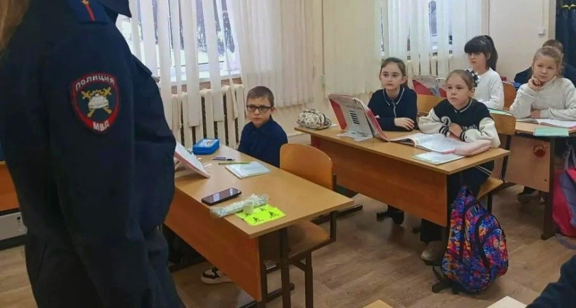 В школе села Селезни школьникам напомнили, почему дорога не прощает ошибок