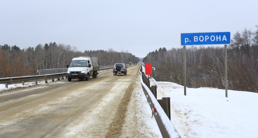 В Кирсановском округе открыли движение по мосту через Ворону после ремонта