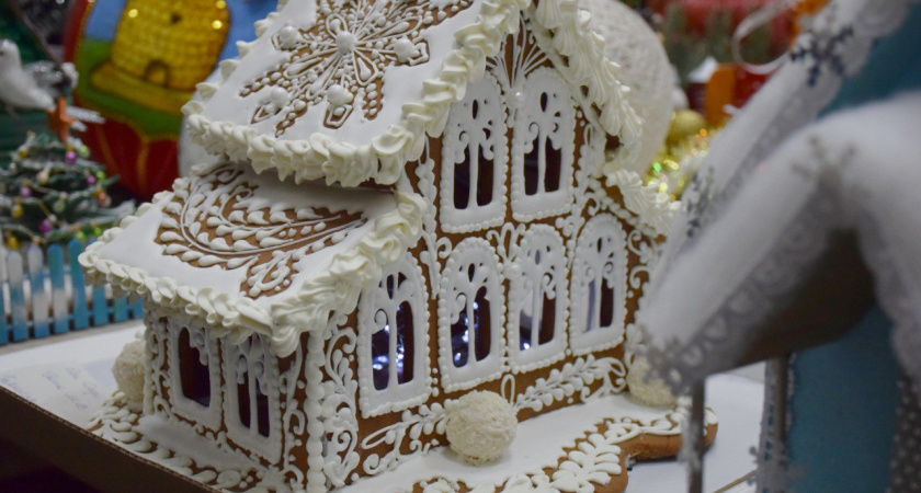 В Тамбове вырос интерес к конкурсу «Город-сказка»: число новогодних игрушек превысило 200