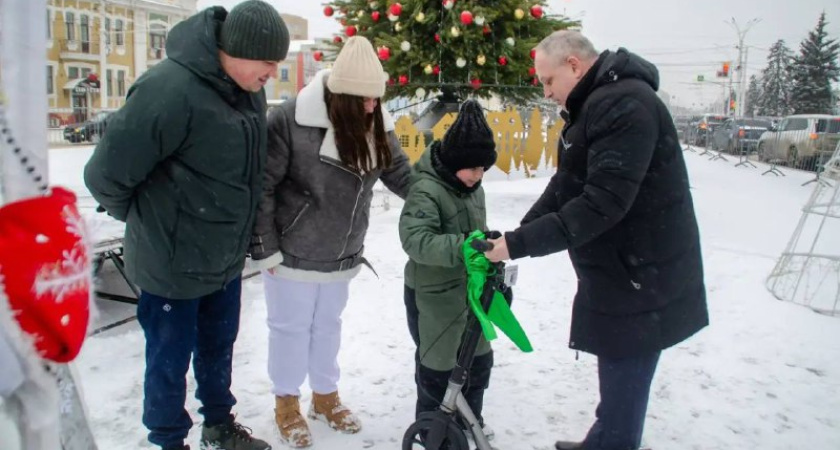 Глава администрации Тамбова стал Дедом Морозом