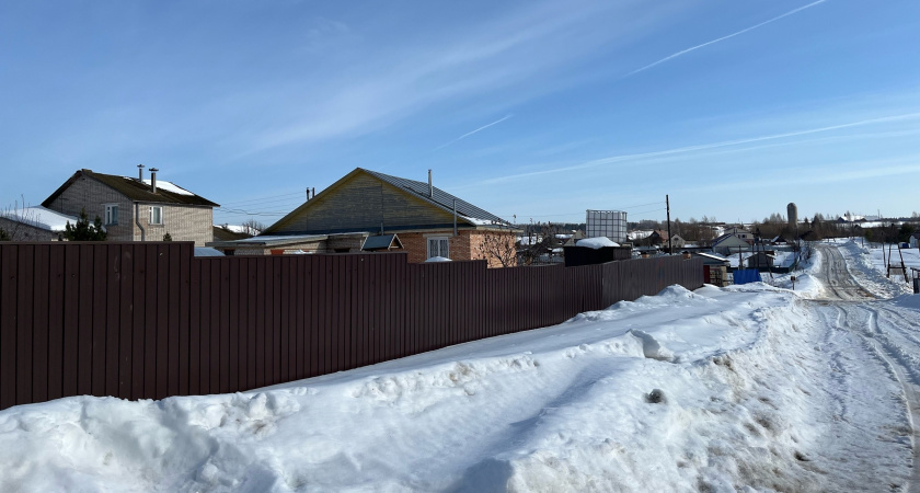 Переехали жить в деревню и только год спустя поняли, почему в деревнях теперь не живут сельским хозяйством. А причина ясна как день