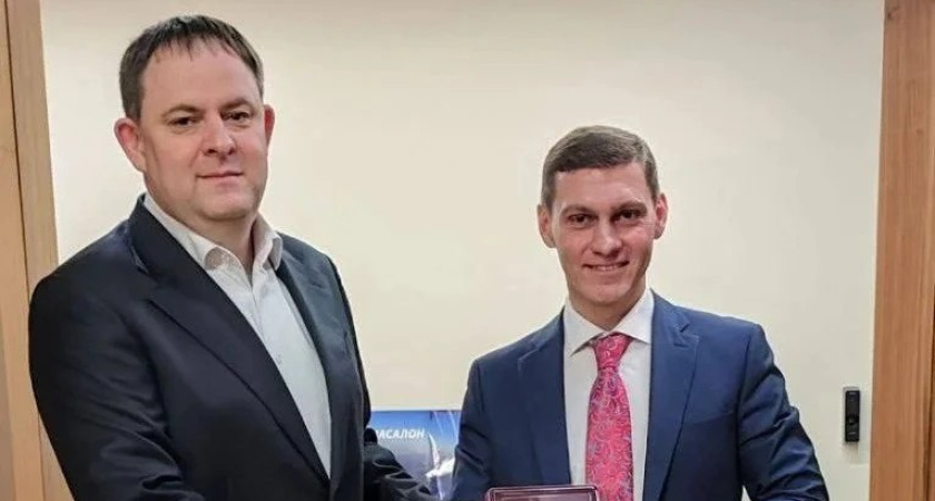 В Тамбовской области отметили Ивана Сафронова ведомственной наградой Минпромторга