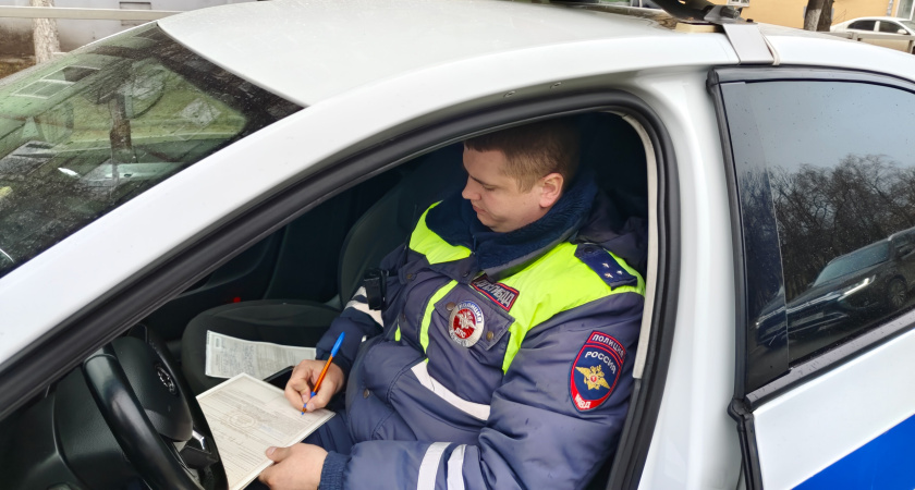 Думаете, «просто подуть» — это безобидно? Одна фраза, которая в 2026 году спасает водителей от лишения прав