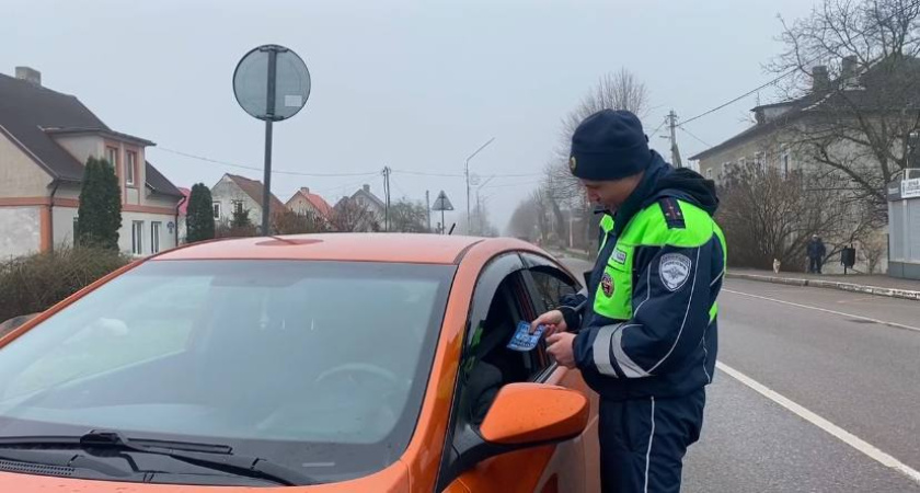 Сколько миллилитров алкоголя можно выпить, чтобы завтра и следа не осталось: для тех, кто устал сидеть дома и хочет за руль