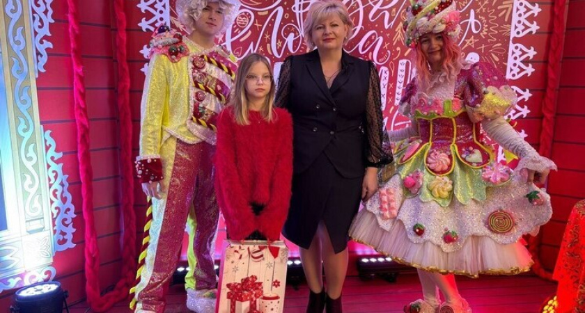 Всероссийская акция «Ёлка желаний» принесла радость в дом юной жительницы города Мичуринска