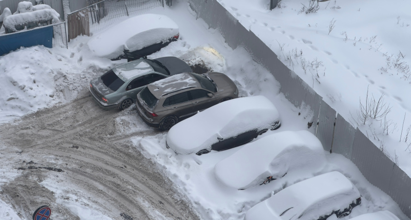 Как за 30 секунд понять, в норме ли давление в шинах: помогут 3 простых действия - полезно знать каждому водителю