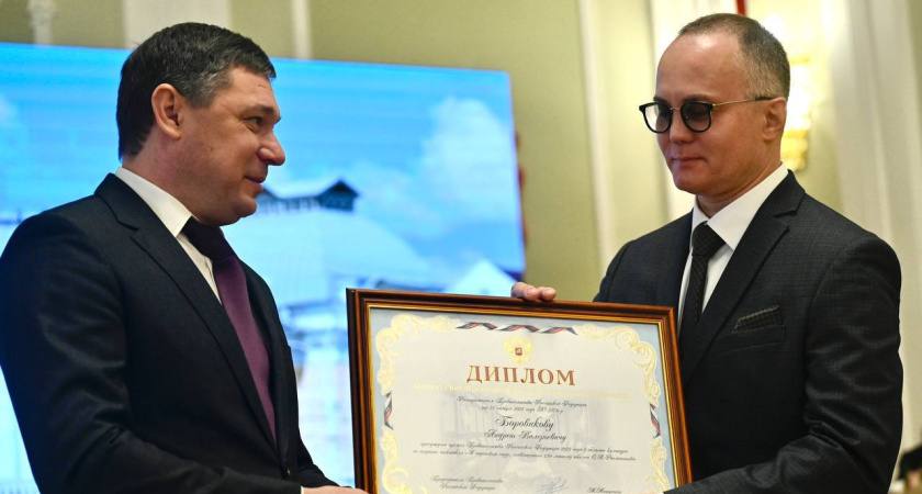 Евгений Первышов наградил сотрудников Тамбовтеатра за вклад в развитие культуры региона