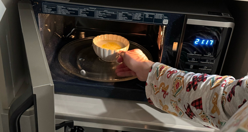 Что на самом деле происходит с едой в микроволновке -  запомните раз и навсегда