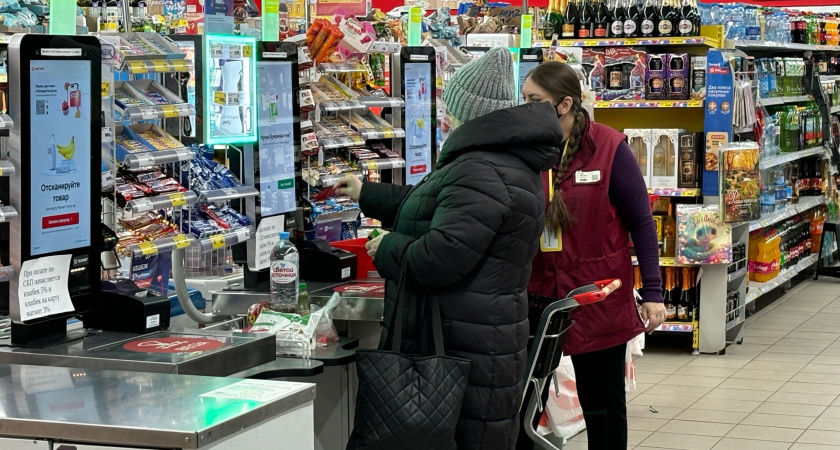 Кому на самом деле выгодны кассы самообслуживания в "Магнитах" и "Пятерочках" - и стоит ли ими пользоваться: ответ юриста