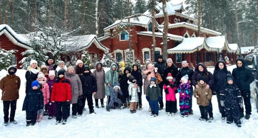 Новогодний праздник для детей семей участников СВО прошёл в Тамбовской области