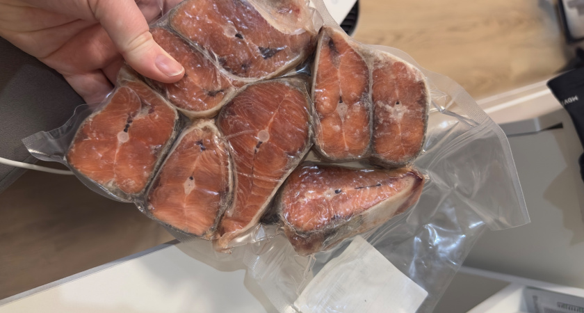 Рыбу жарю без вытяжки: две капли этого перед готовкой — и запаха нет даже от селедки