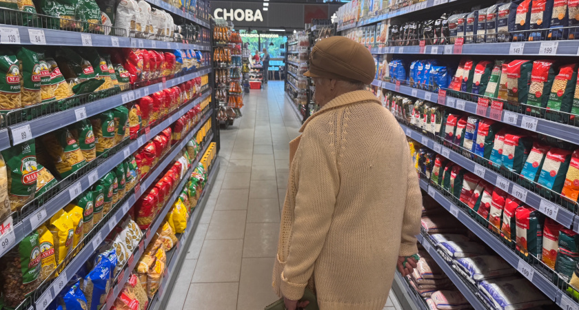 Подруга-продавец научила обходить 4 ловушки для покупателей в "Магните" и "Пятерочке": теперь экономлю деньги и время