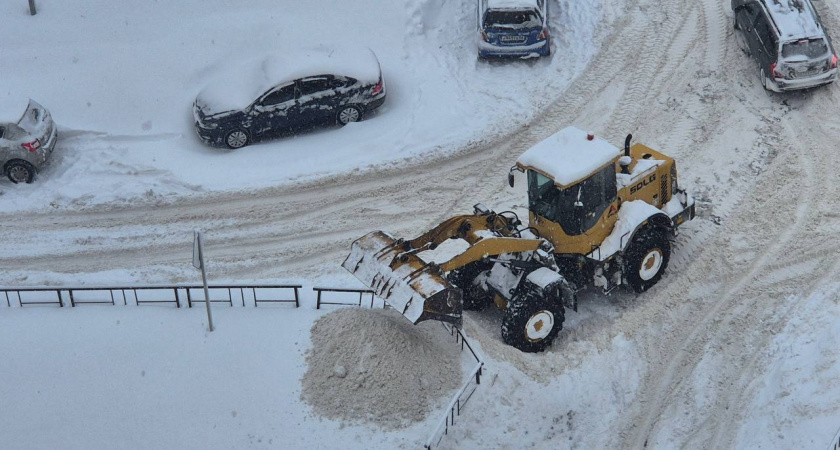 Коммунальные службы Тамбовской области усилили работу после сильного снегопада