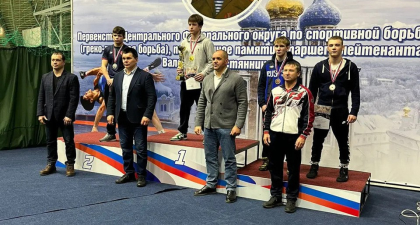 Тамбовские борцы стали призёрами первенства ЦФО и завоевали путёвки на чемпионат России