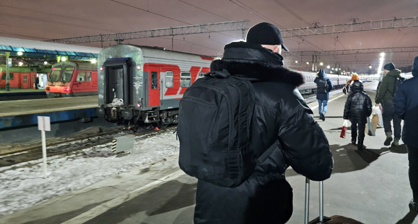 Купил билет в СВ за 30 тысяч - и всю ночь слушал плач младенца. За какой комфорт РЖД берет столько денег? 