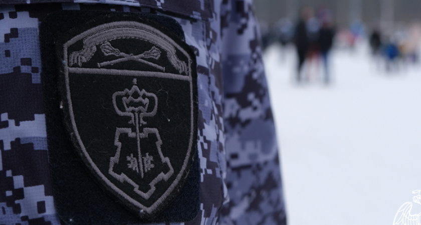 Два сигнала за сутки: в Тамбове росгвардейцы остановили серию краж в одном магазине