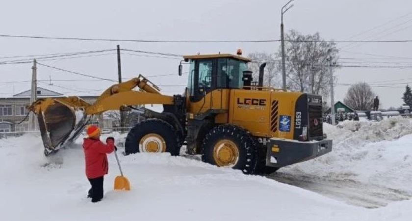 Власти Тамбовской области усилили контроль за расчисткой дорог перед новыми снегопадами
