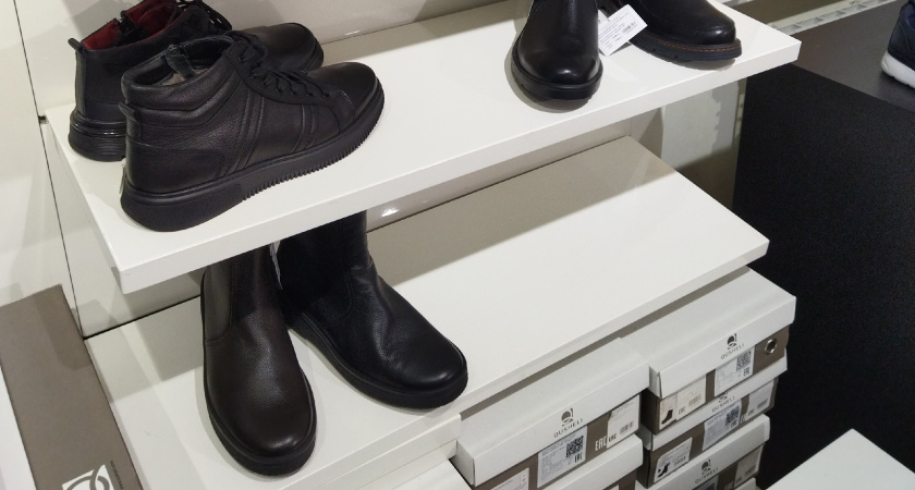 Не покупайте такую обувь на весну-лето-2026: эти модели нещадно устарели - им место только в мусорке