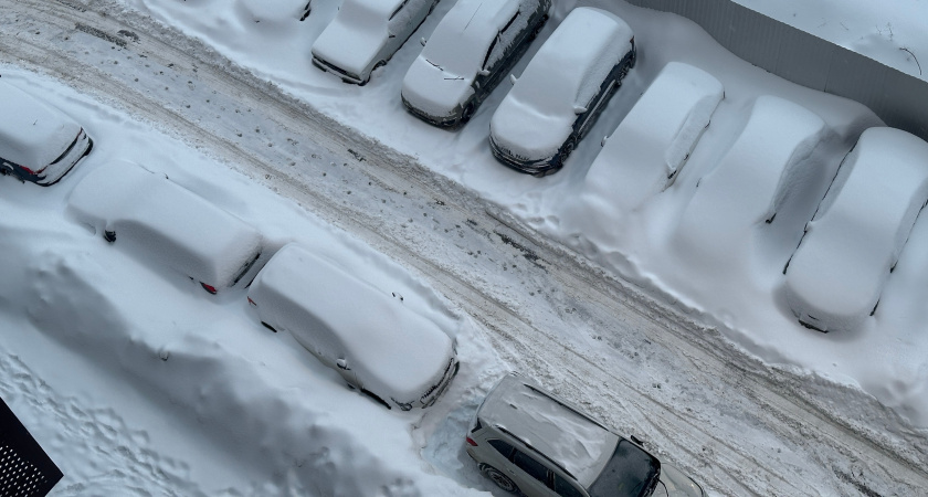 Снегопады вскрыли "болезни" китайских автомобилей в России - водители назвали главные зимние провалы