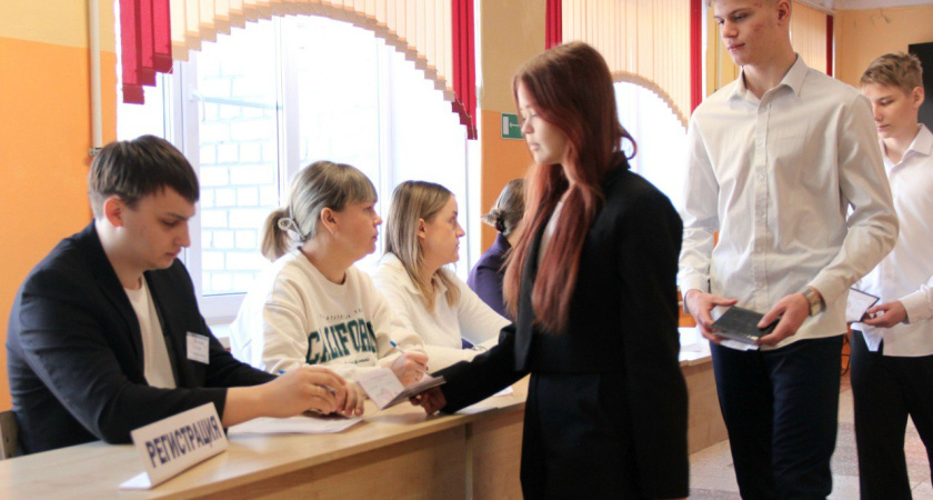 Более 9,7 тысячи девятиклассников Тамбовской области написали тренировочный экзамен по математике