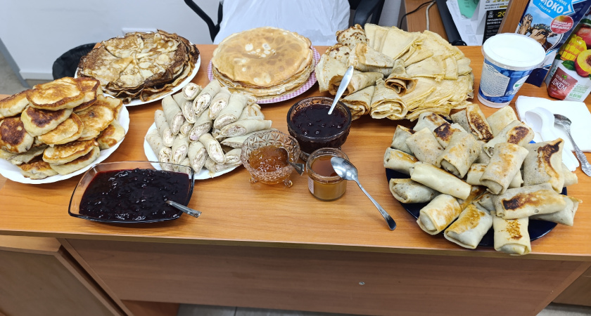 Готовлю из блинов на Масленицу обалденный торт "Рафаэлло" с творожным кремом - вкуснейший семейный рецепт