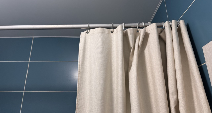 Шторки для душа больше не актуальны: в 2026 дизайнеры нашли им современную и удобную замену