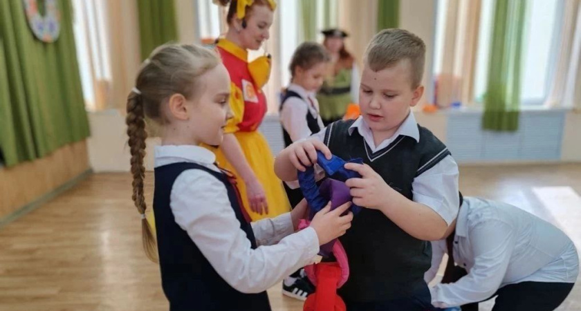 В школах Тамбова проходят праздничные мероприятия к Международному женскому дню