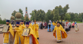 На Соборной площади Тамбова верующие встречали святыни Ярославской епархии