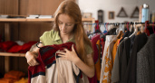 7 лет работаю в секонд-хенде: честно рассказываю, откуда дешевая одежда - и что нельзя покупать ни в коем случае