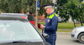 Эти 3 документа ГАИ не имеет права требовать для предъявления у водителей. Вы можете законно отказать инспектору  