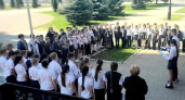 В областном центре Тамбова школьники приняли участие в мероприятии, посвященном акции «Бессмертный полк»