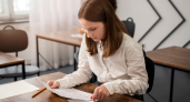 «Нейросетевые шпаргалки» и фейковые сборы на ЕГЭ — новая волна мошенничества